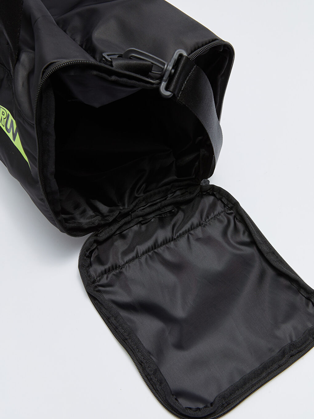 Siyah Renk Bloklu Erkek Çocuk Spor Çantası-6