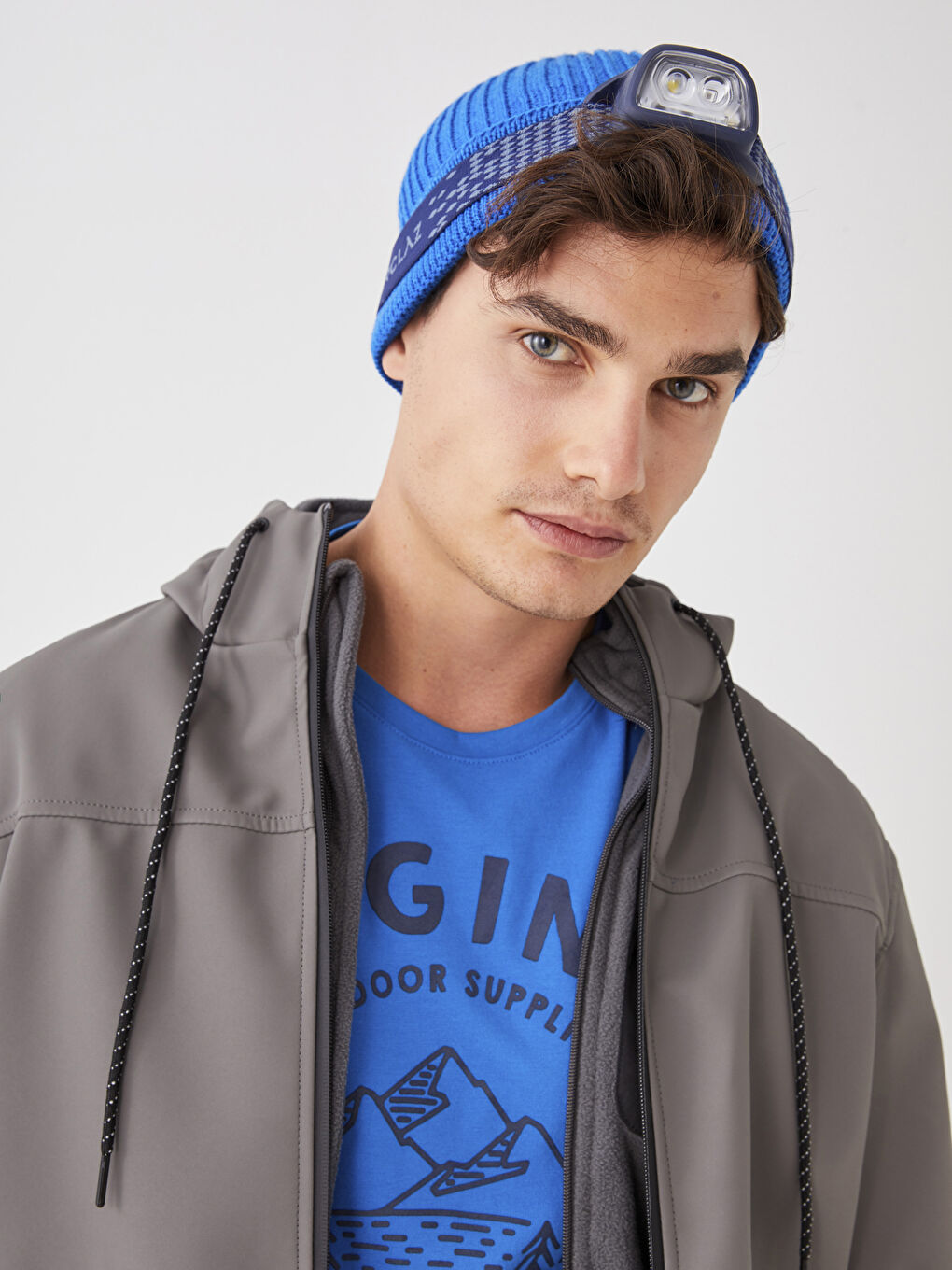 Gri Standart Kalıp Kapüşonlu Erkek Yağmurluk-1