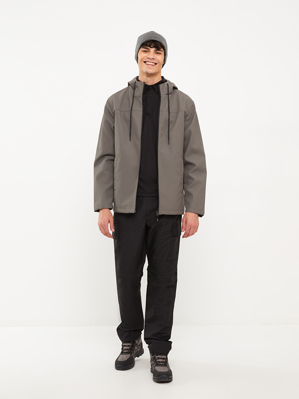 Gri Standart Kalıp Kapüşonlu Erkek Yağmurluk