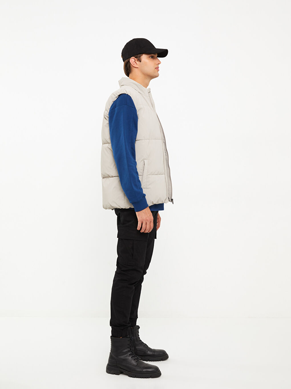 Мужчины Бежевый Дутый жилет