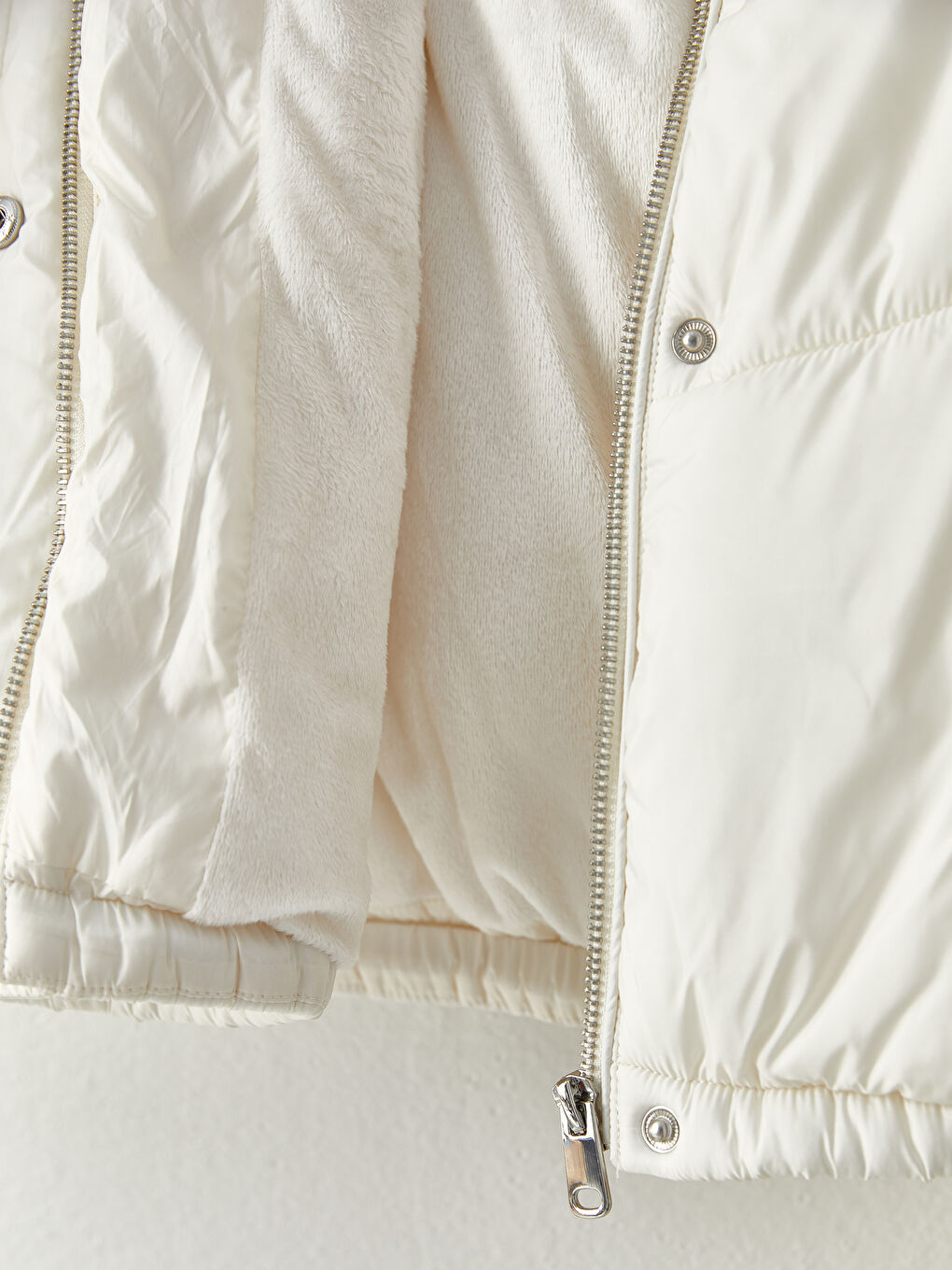 Women's Hooded Plain Puffer Coat-8