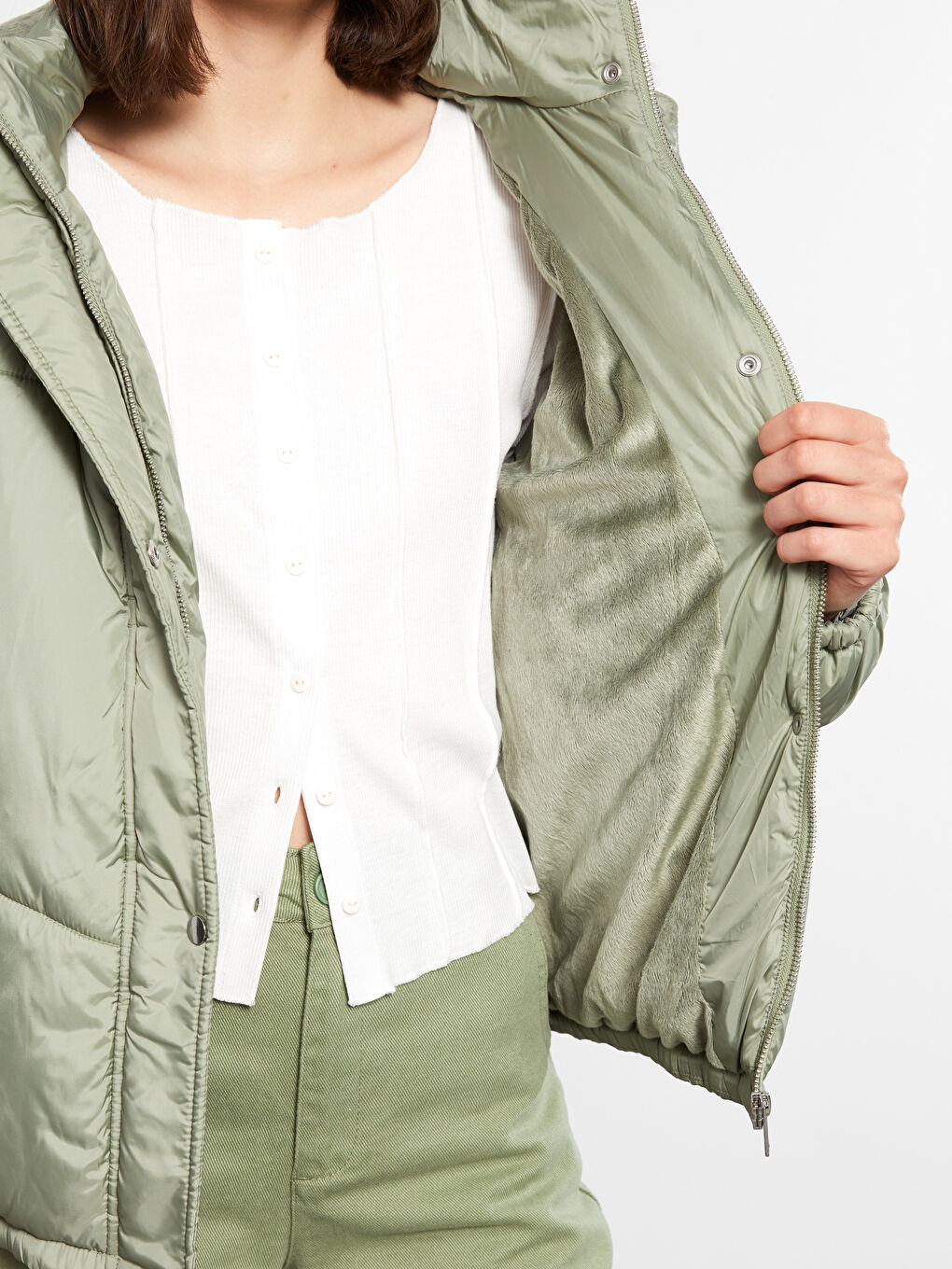 Women's Hooded Plain Puffer Coat-3