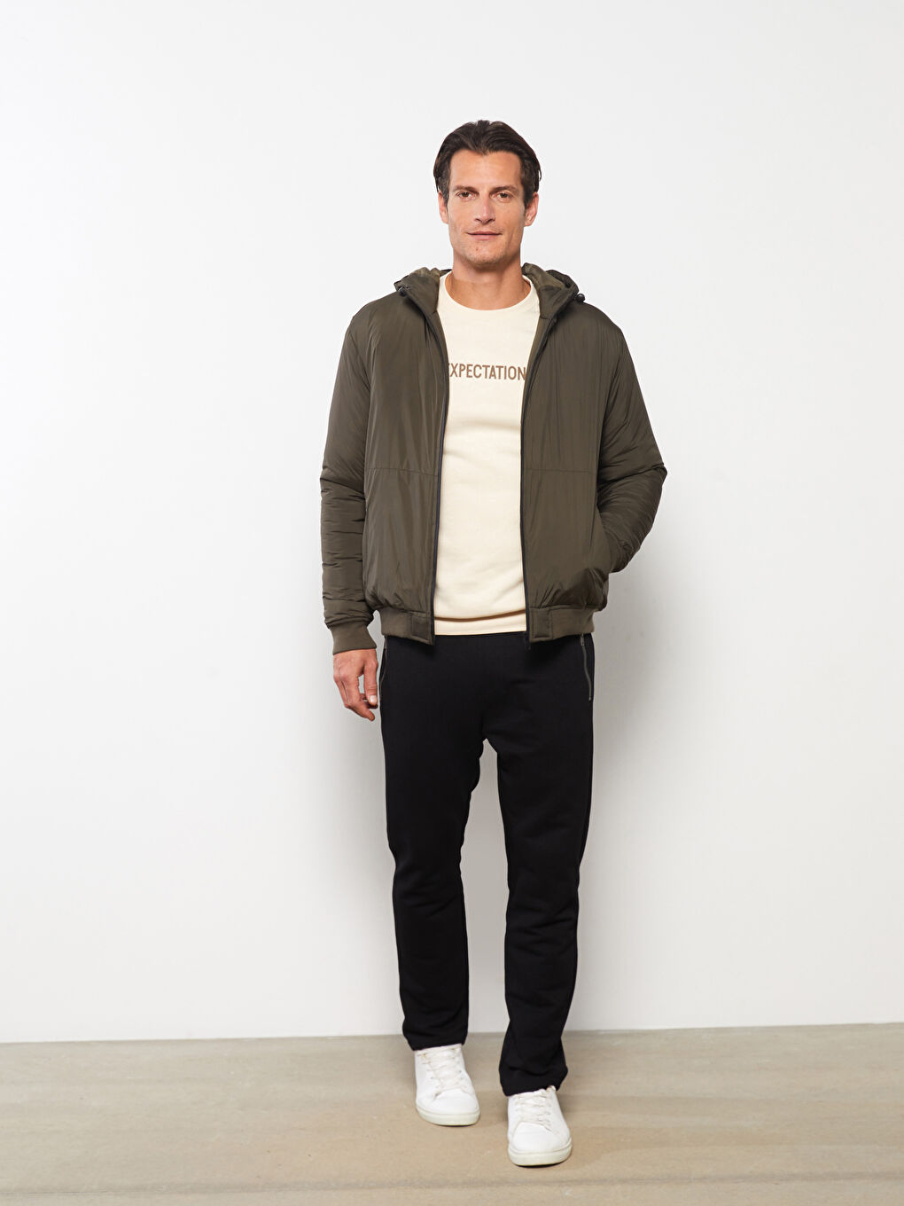 Мужское Толстое Пальто с Капюшоном Стандартного Кроя-1