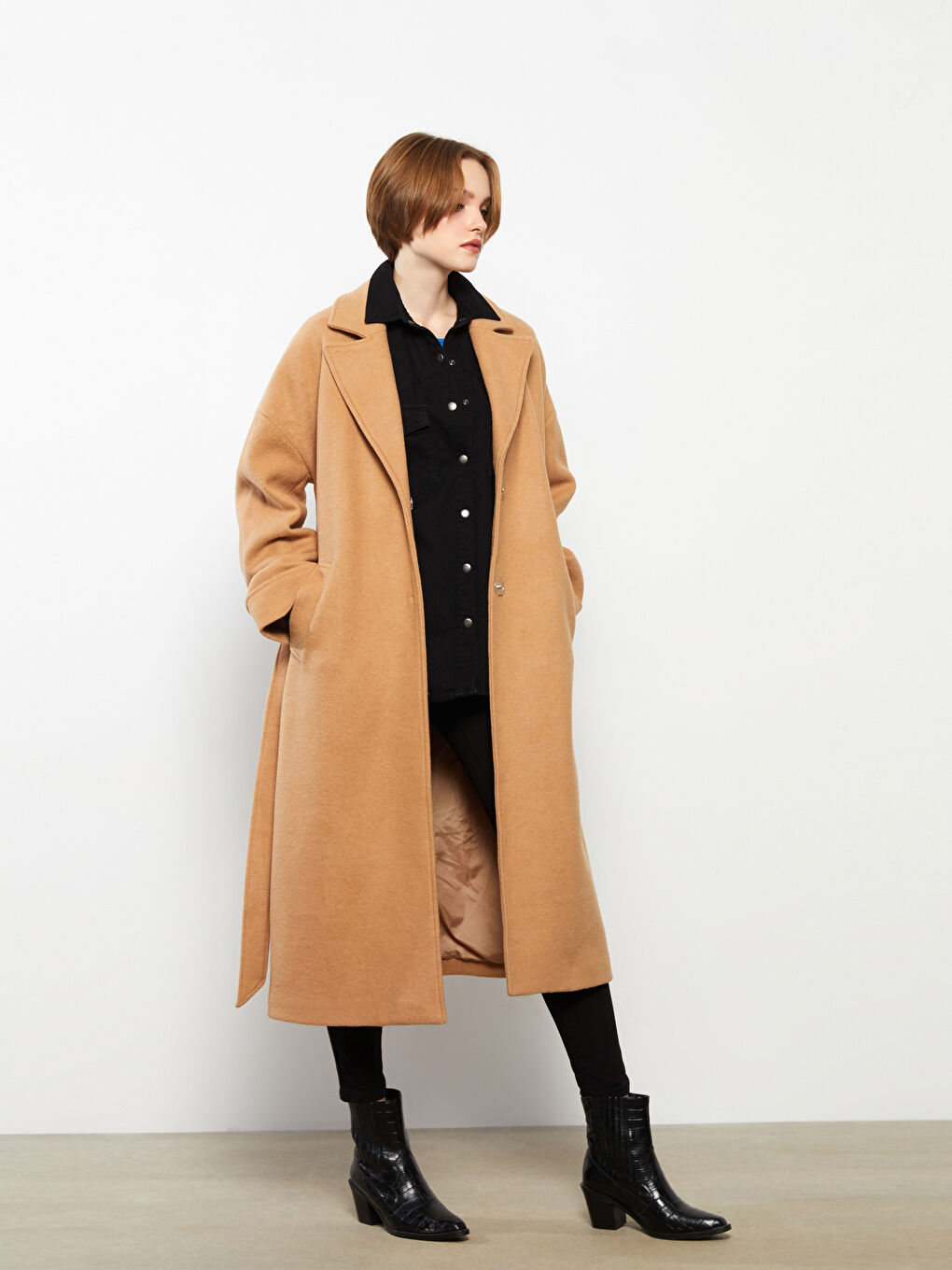 LC Waikiki Jacket Collar Women's Cachet Overcoat -W22757Z8-JLR