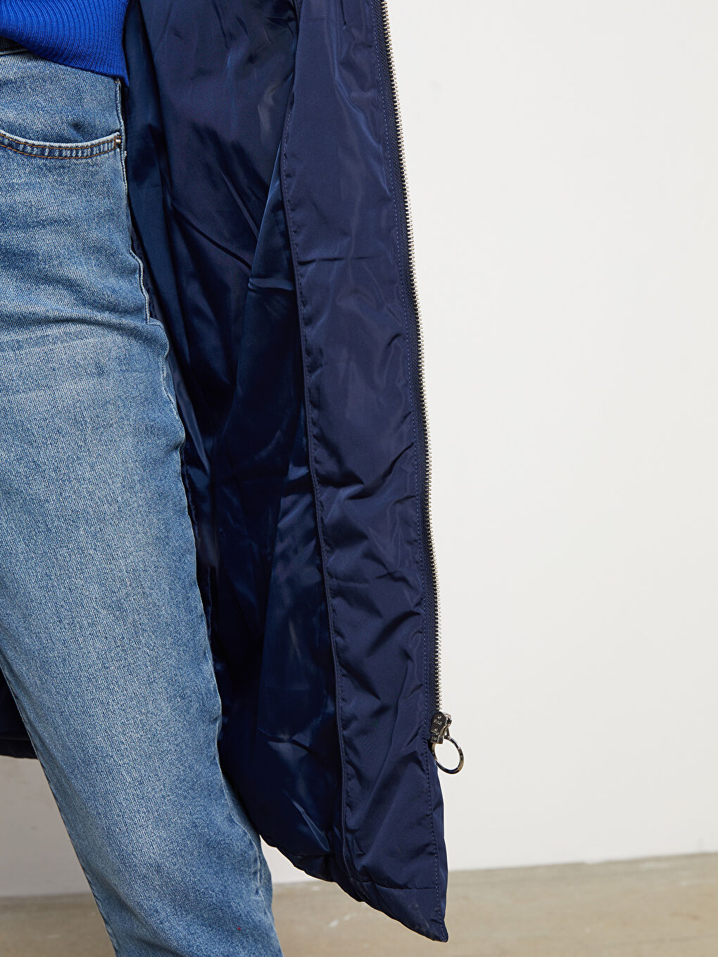 Manteau Bouffant Uni à Capuche pour Femmes-4