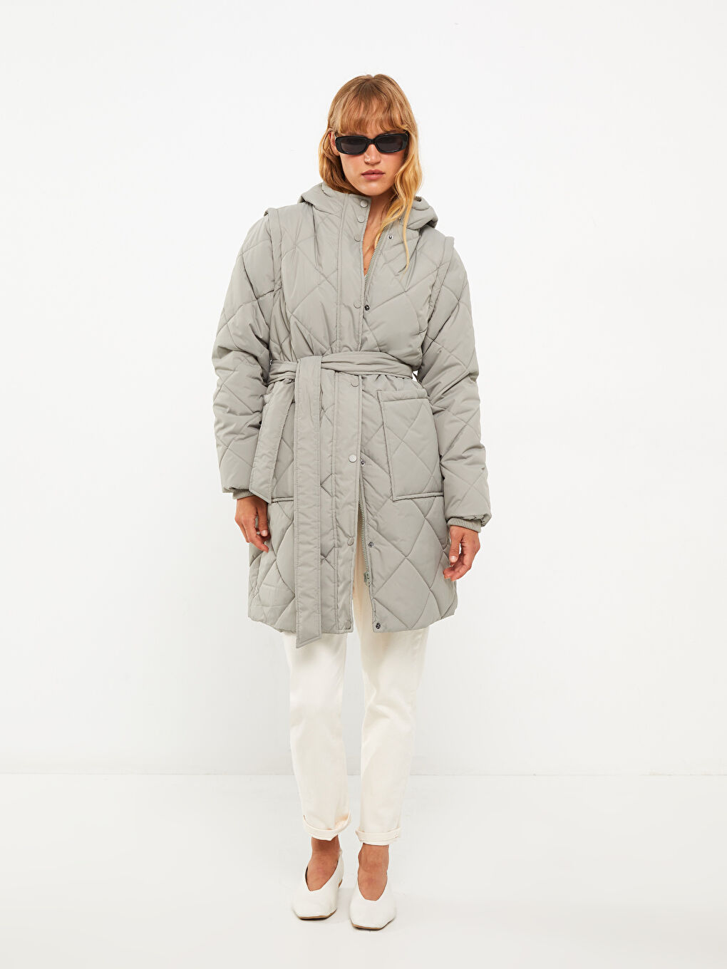 Hooded Quilted Women's Puffer Coat-2