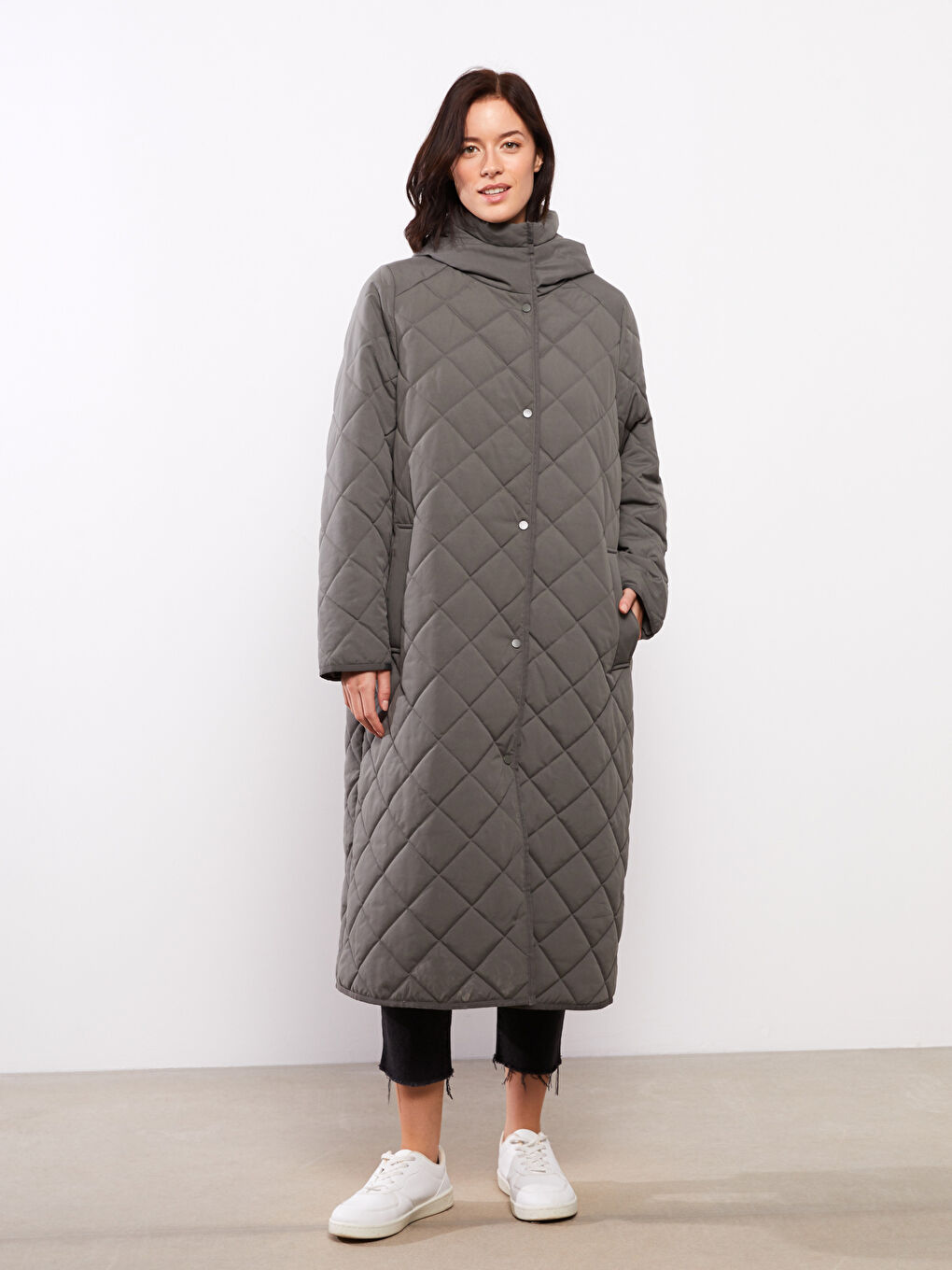 Hooded Quilted Women's Puffer Coat -W22830Z8-RYT