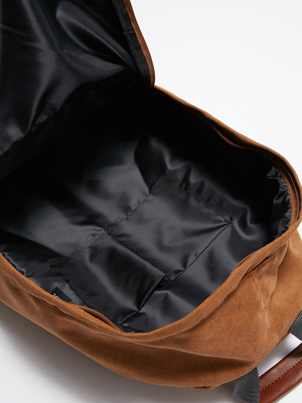 Kahverengi Etiket Baskılı Erkek Sırt Çantası-6