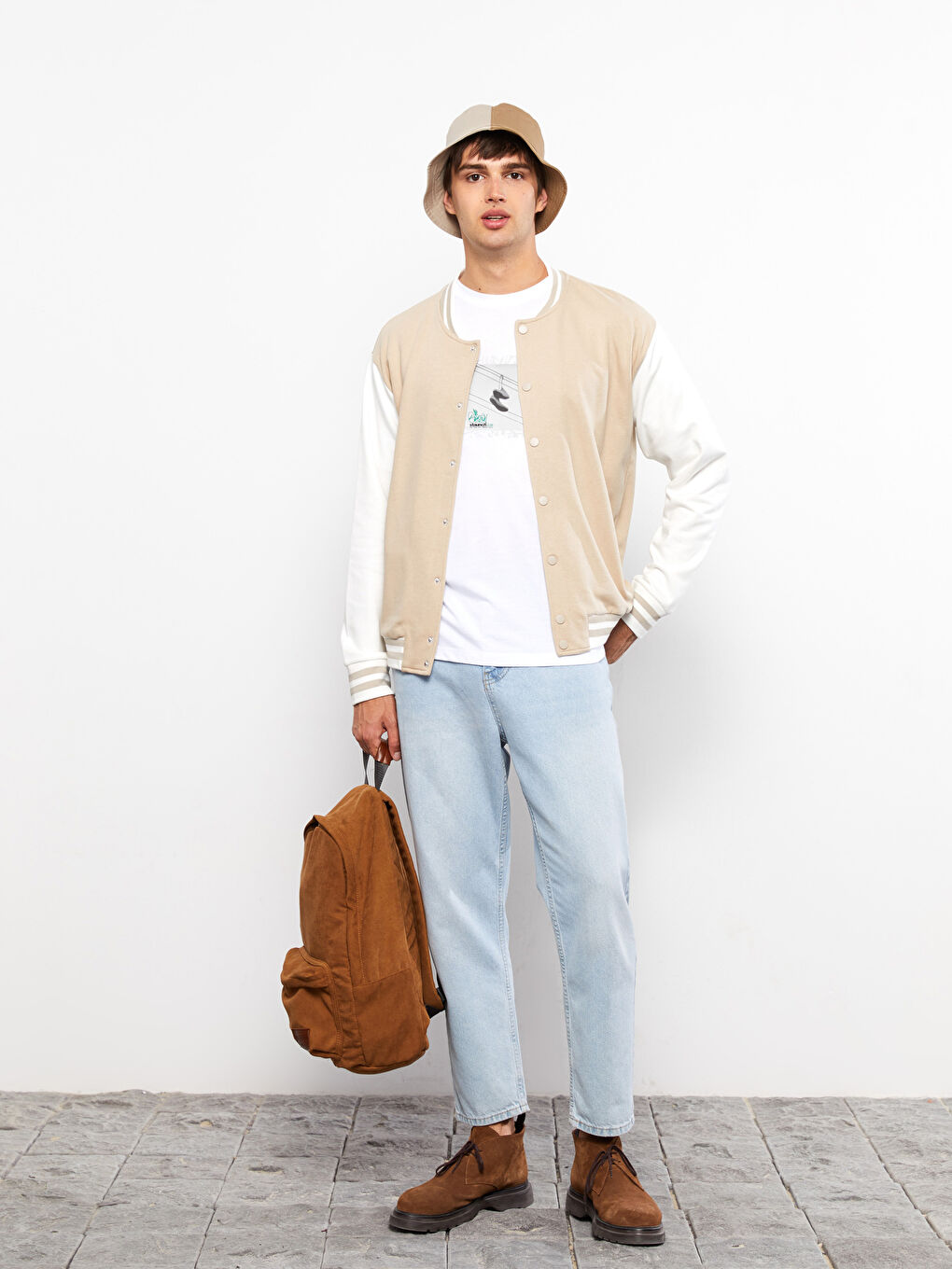 Kahverengi Etiket Baskılı Erkek Sırt Çantası-1