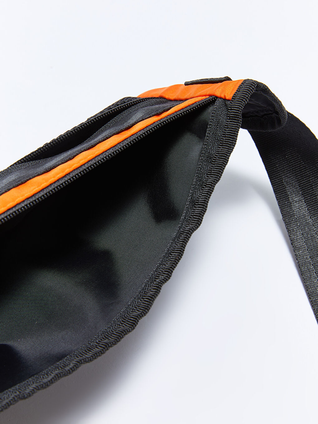 Turuncu Renk Bloklu Erkek Bel Çantası-3