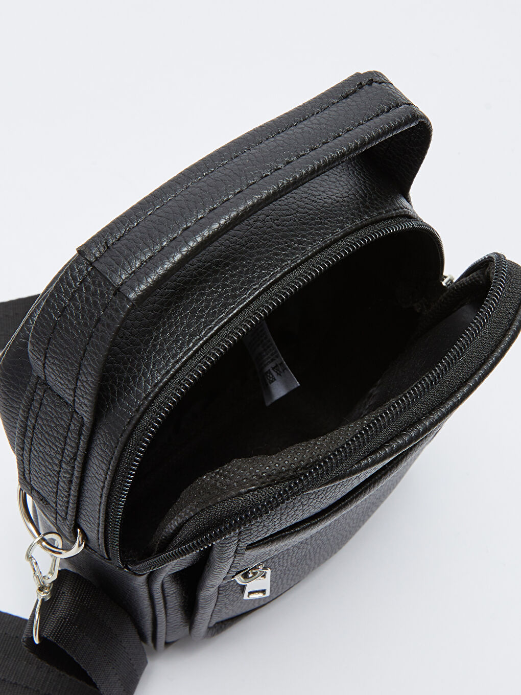 Siyah Deri Görünümlü Erkek Çapraz Çanta-2