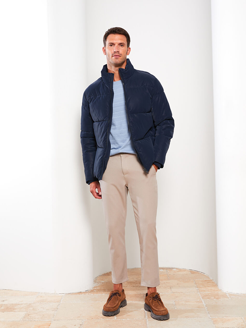 Lacivert Standart Kalıp Dik Yaka Erkek Şişme Mont-1