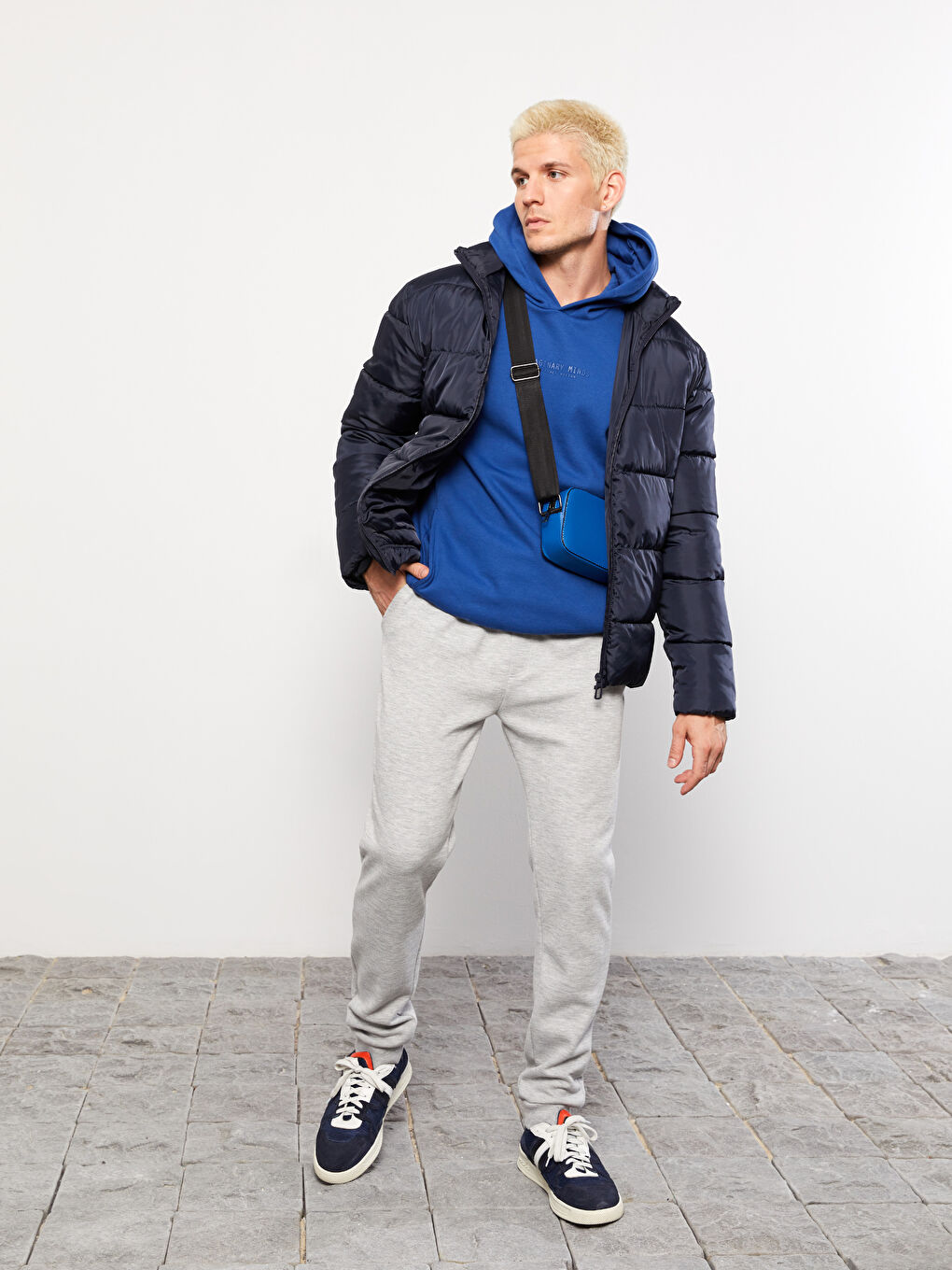 Standard Fit Funnel Neck Men's Puffer Coat-3