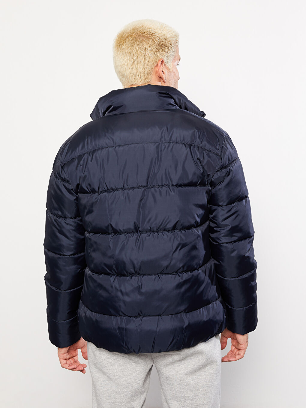 Standard Fit Funnel Neck Men's Puffer Coat-5