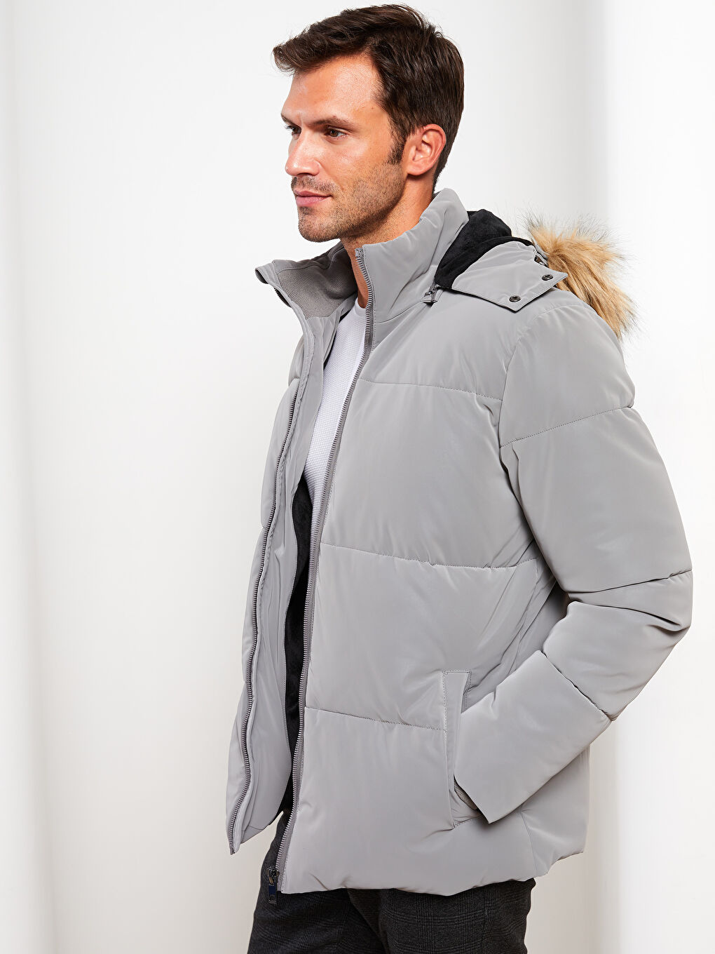 Standard Fit Hooded Men's Puffer Coat