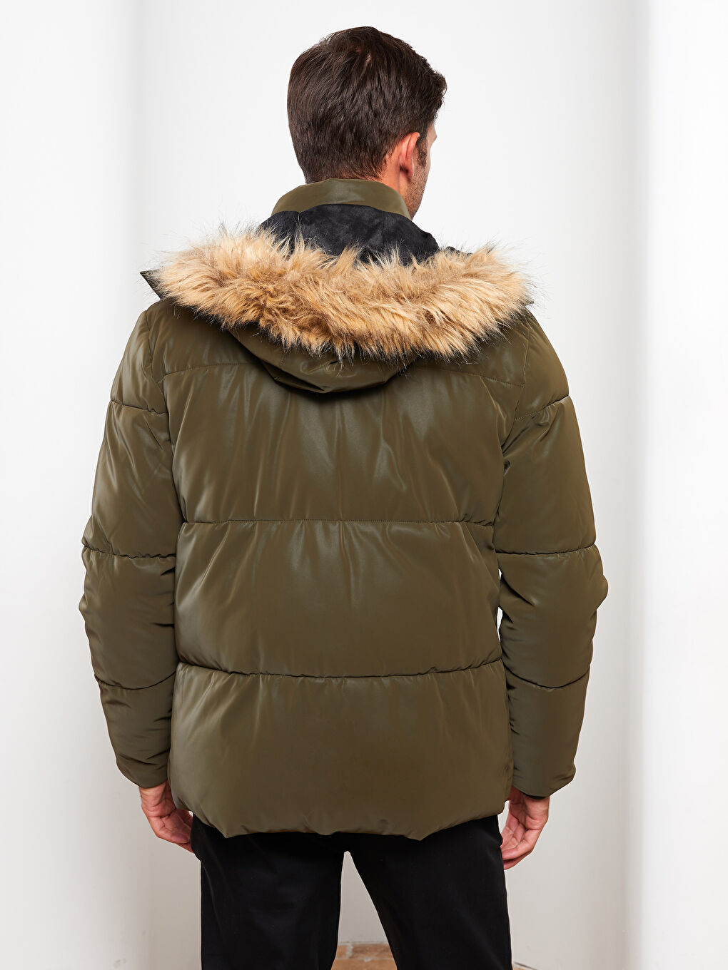 Manteau Bouffant à Capuche Coupe Standard pour Hommes-4