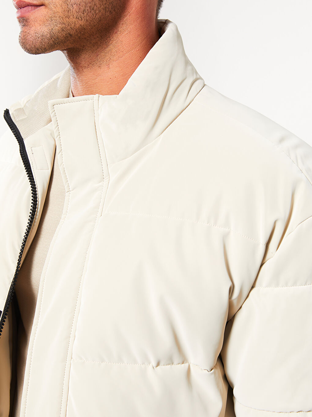 Standard Fit Funnel Neck Men's Puffer Coat-3