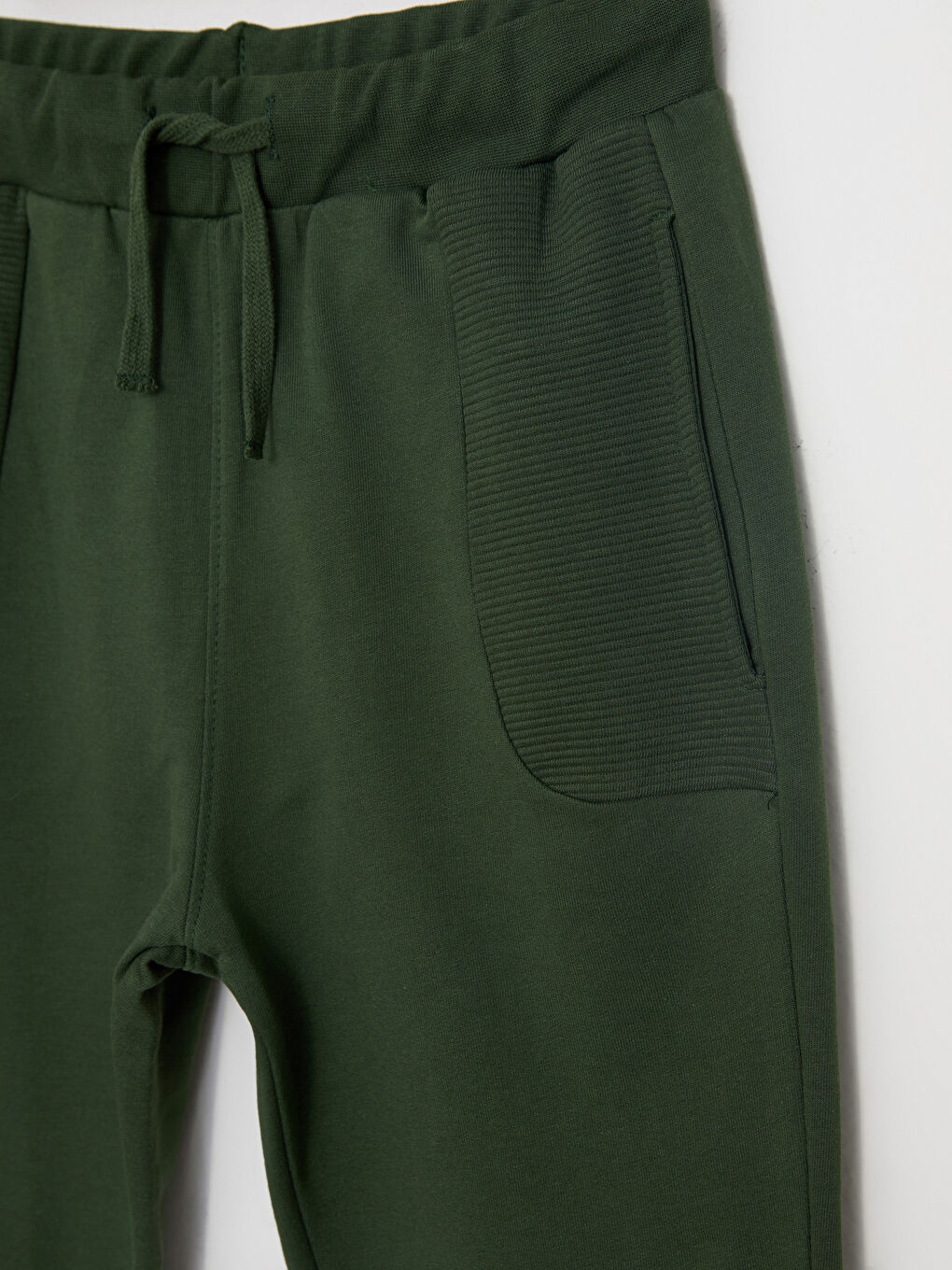 LCW Kids Elasticated Waist Basic Boys' Jogger Sweatpants -W23018Z4-HCY