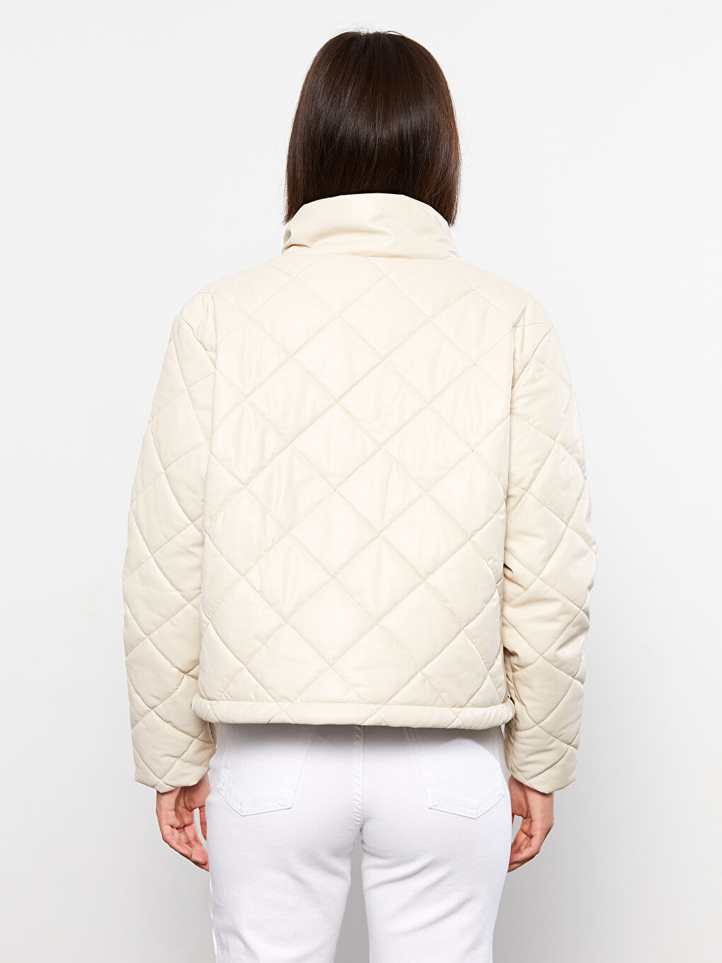 Bej Dik Yaka Kapitone Desenli Uzun Kollu Kadın Şişme Mont-5