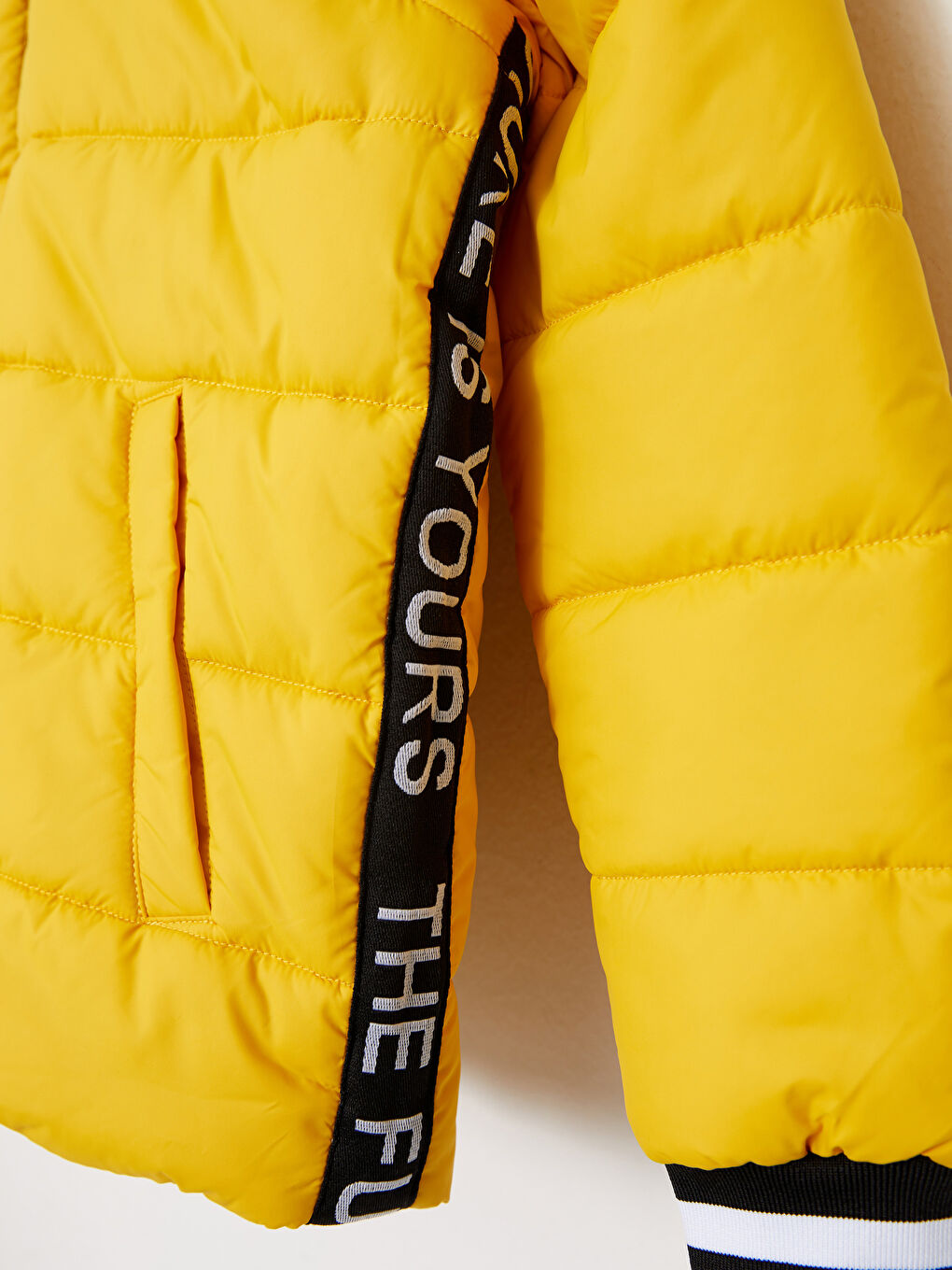 LCW Kids Hooded Basic Boy Puffer -W23078Z4-FMJ