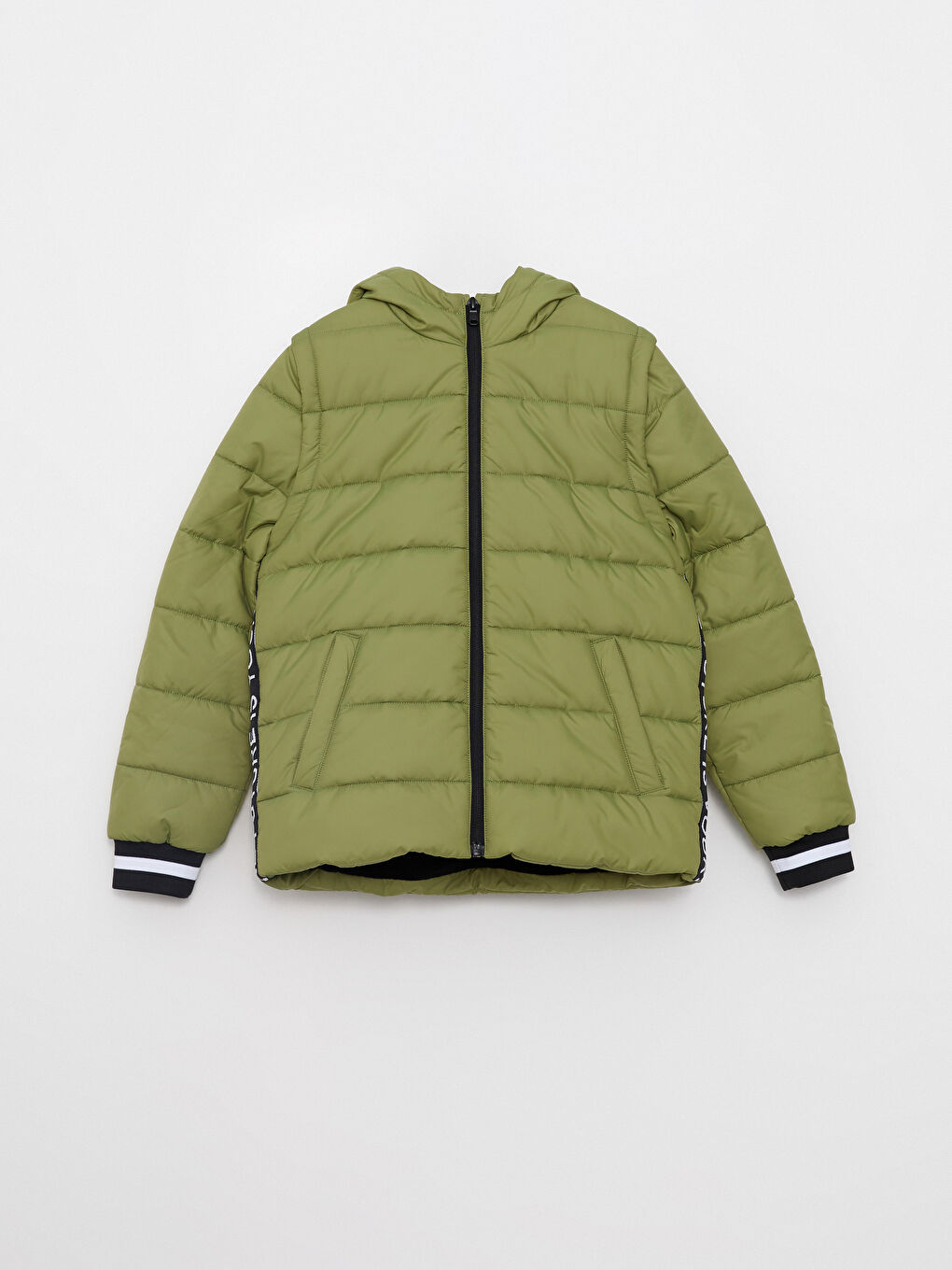 LC Waikiki Hooded Basic Boy Puffer -W23078Z4-HBD