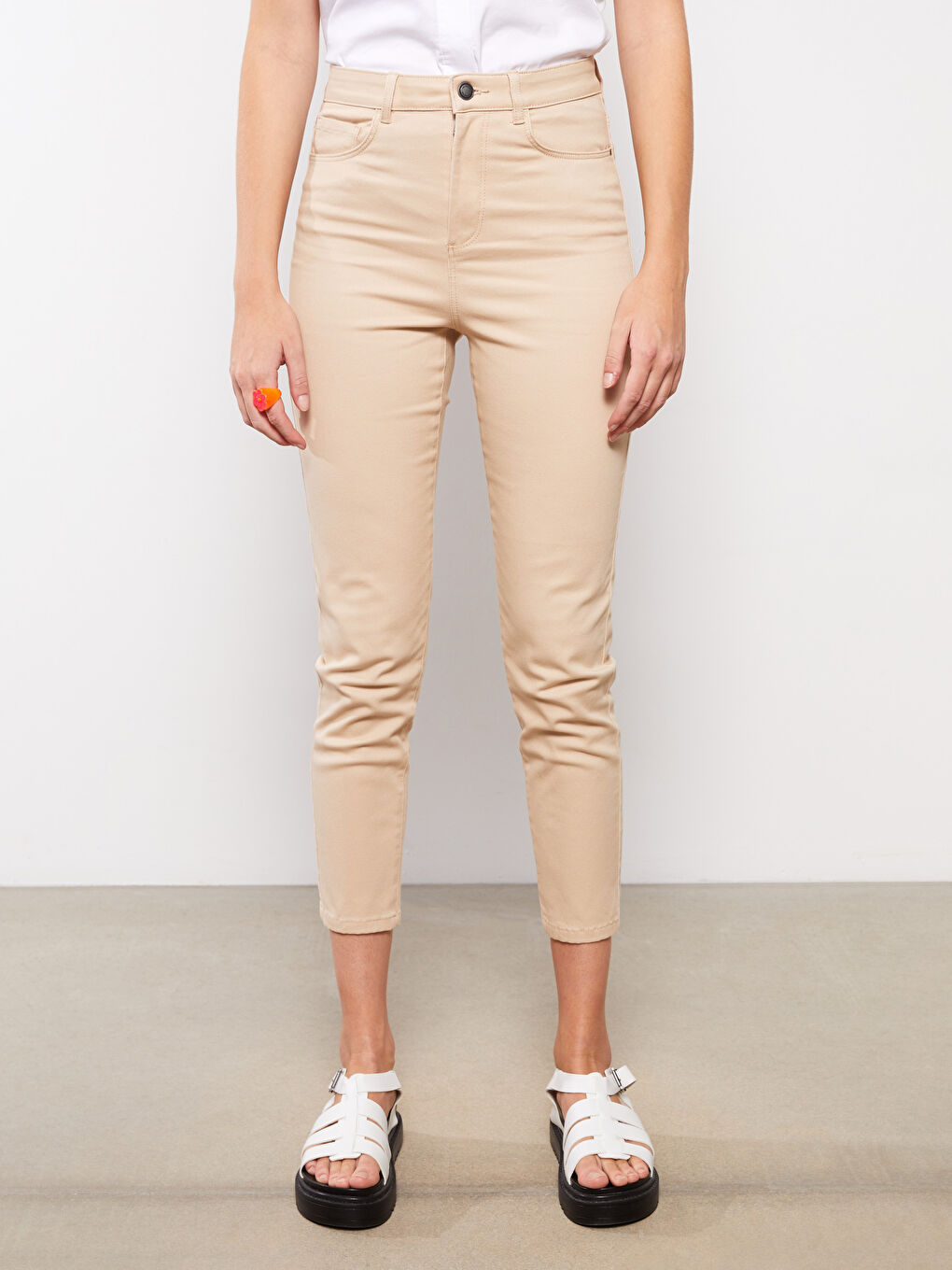 LCW Vision Standardne Pantalone za Žene od Gabardina sa Detaljima Džepova -W23092Z8-G1Y