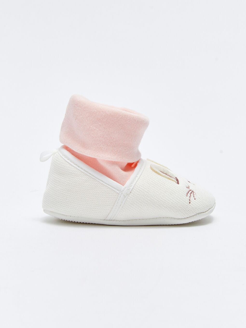 Ekru Nakışlı Çoraplı Kız Bebek Yürüme Öncesi Ayakkabı-1
