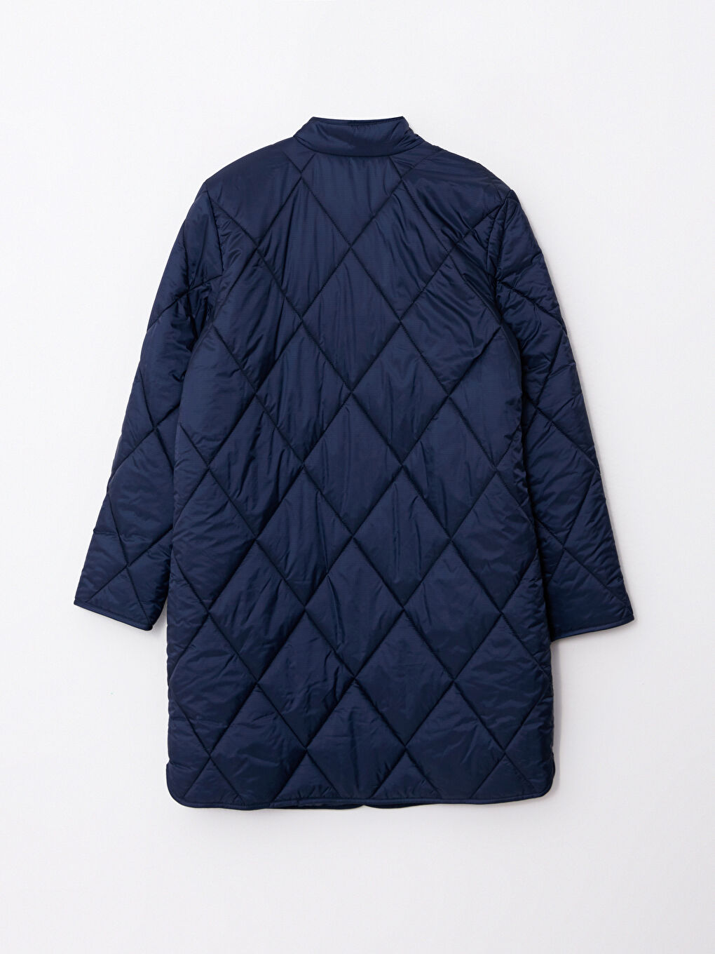 Шушляково яке за жени с яка тип фуния, капитониран десен и дълъг ръкав-8