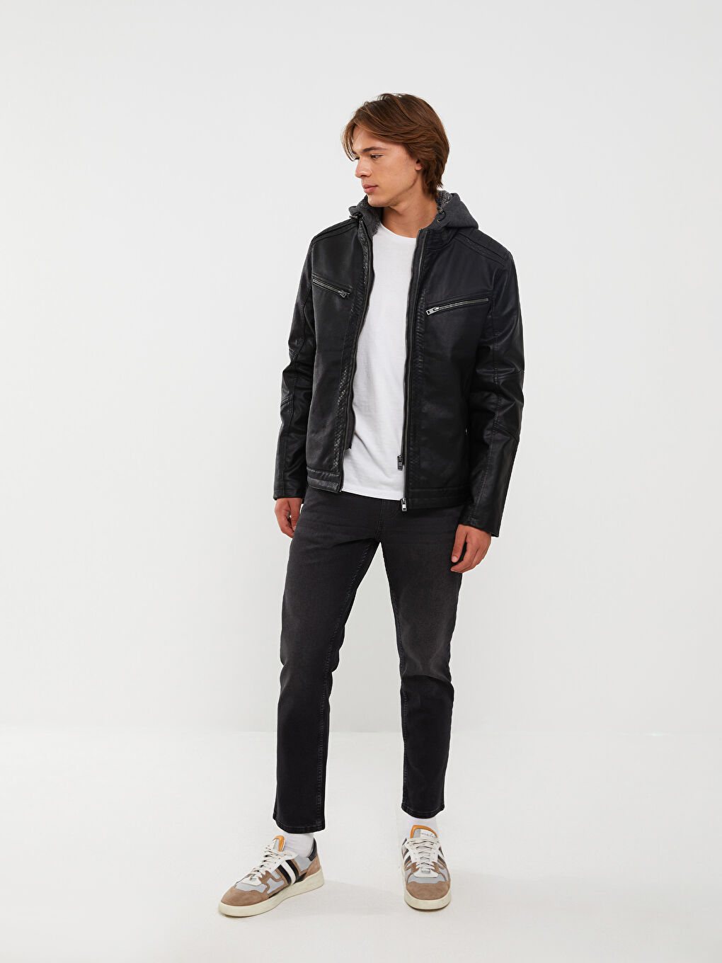 Siyah Slim Fit Kapüşonlu Erkek Deri Görünümlü Mont-1