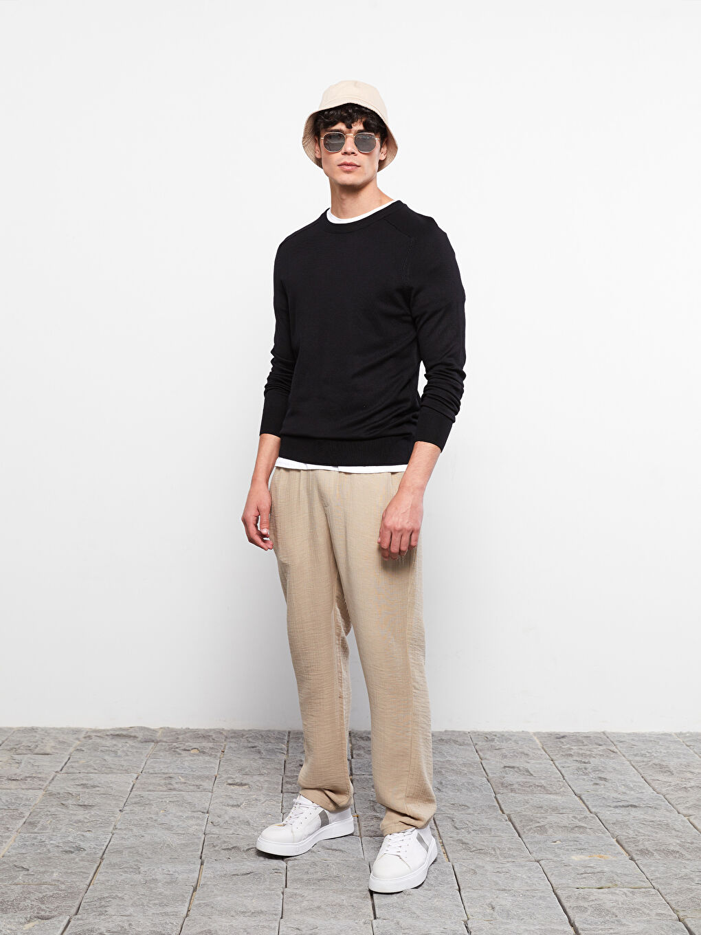 Siyah Bisiklet Yaka Erkek Triko Kazak