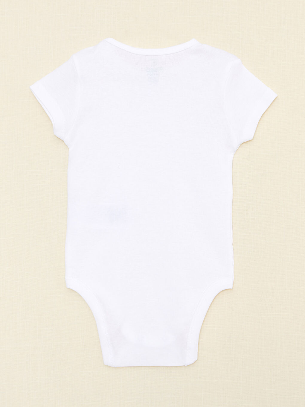 Rundhalsausschnitt Kurzarm Schlichter Bio-Baumwolle Baby Jungen Body mit Druckknopf im Schritt 2er-Pack-2