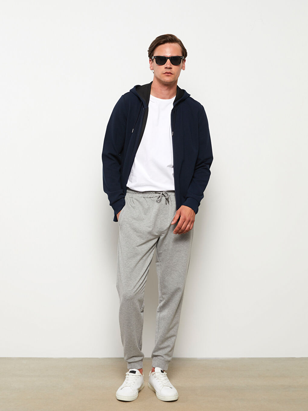 Standard Fit Hooded Men's Sports Cardigan -W23226Z8-RFH