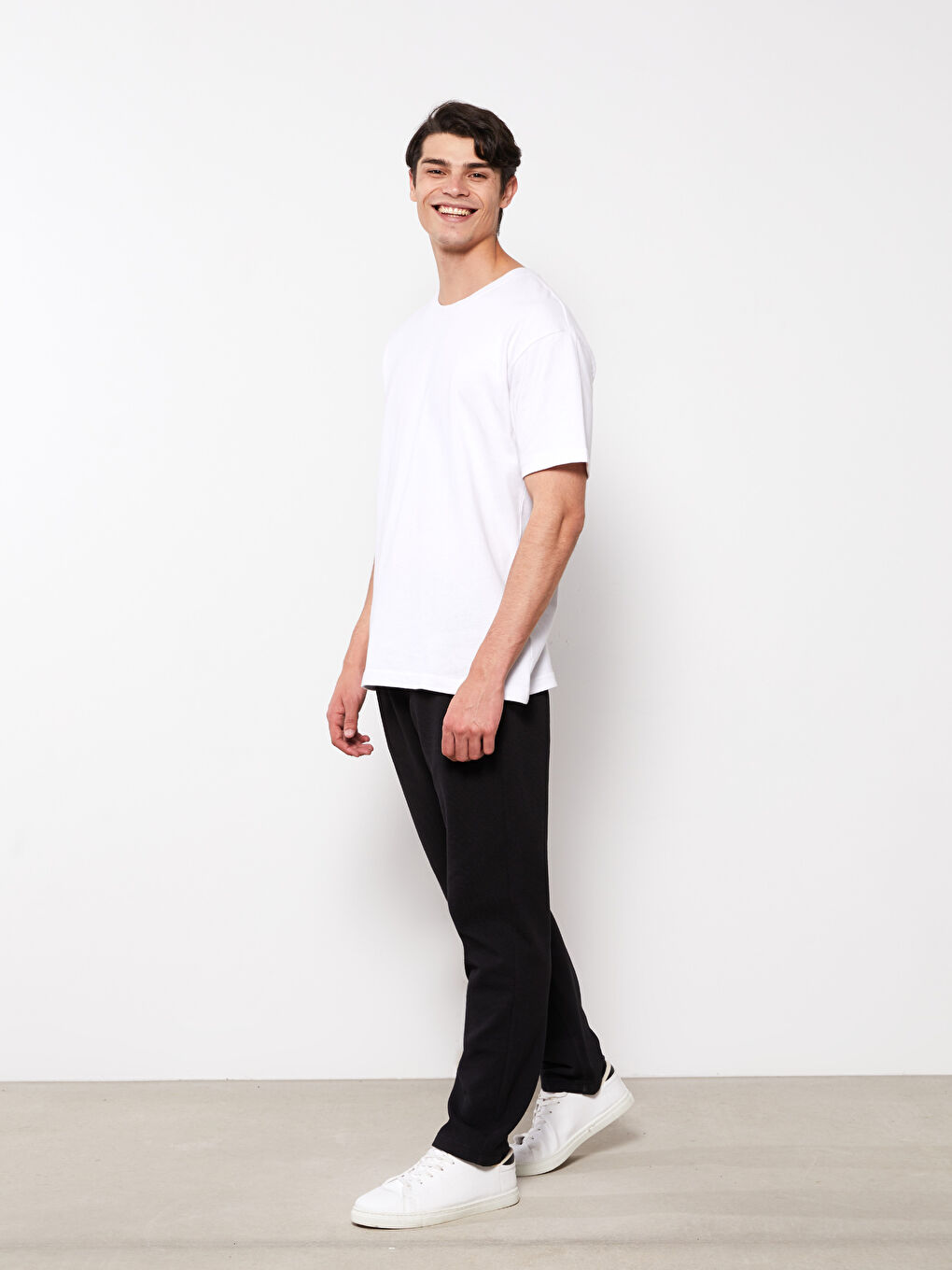 Standard Fit Men's Sweatpants