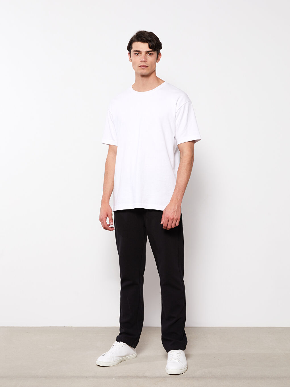 Standard Fit Men's Sweatpants-1