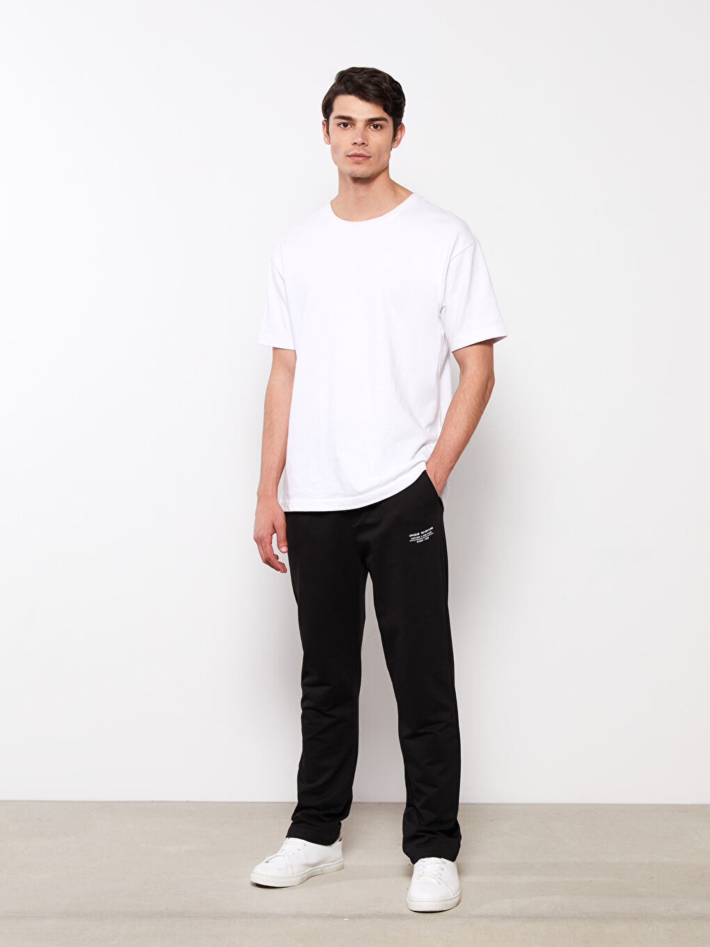 Siyah Standart Kalıp Erkek Eşofman Altı