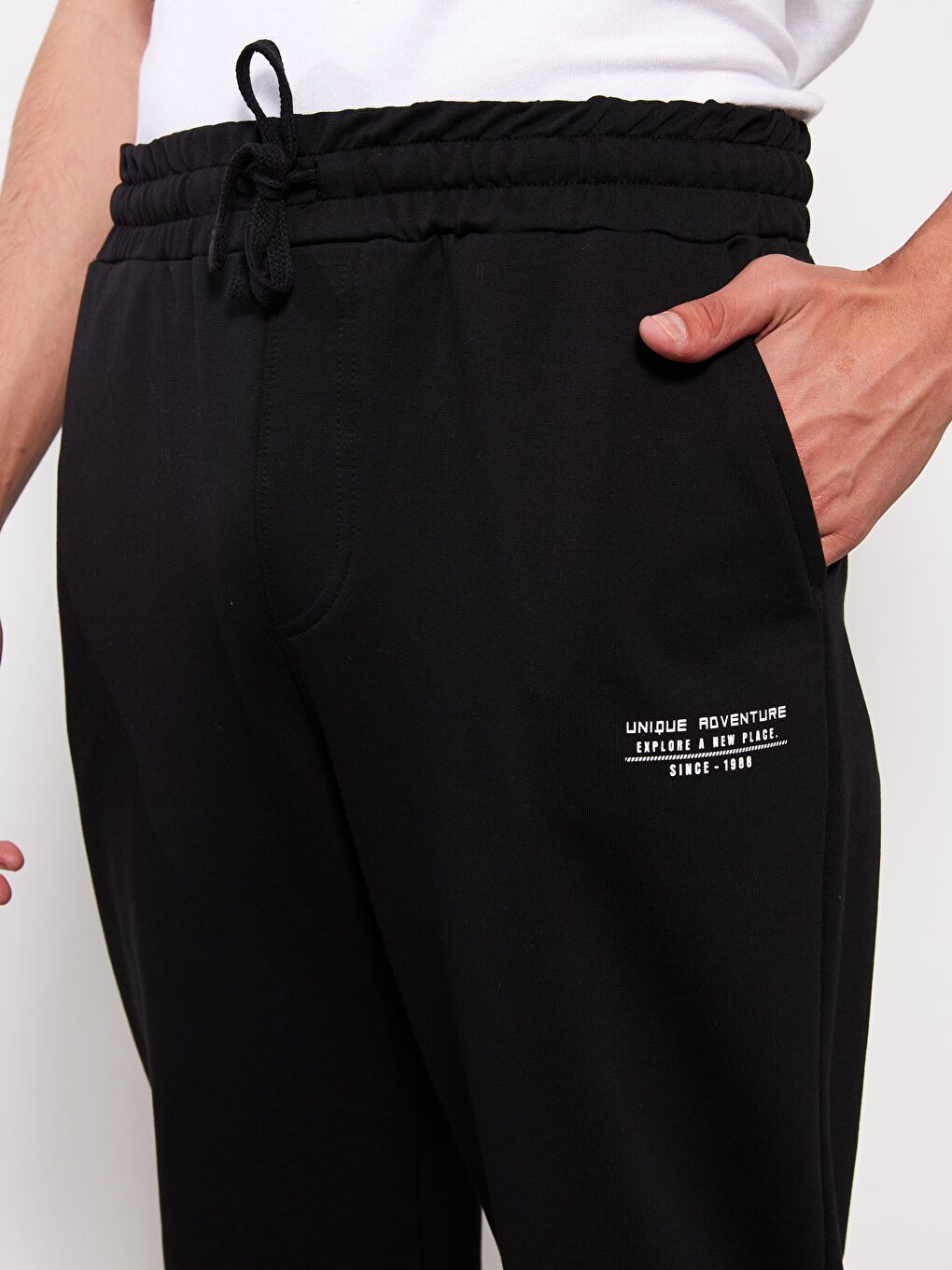 Siyah Standart Kalıp Erkek Eşofman Altı-4