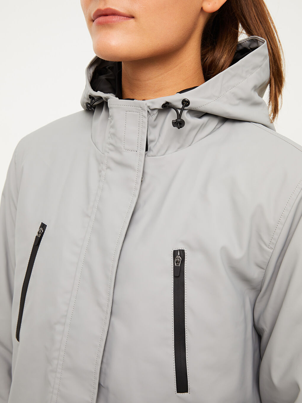 Gri Kapüşonlu Düz Uzun Kollu Kadın Outdoor Yağmurluk-3