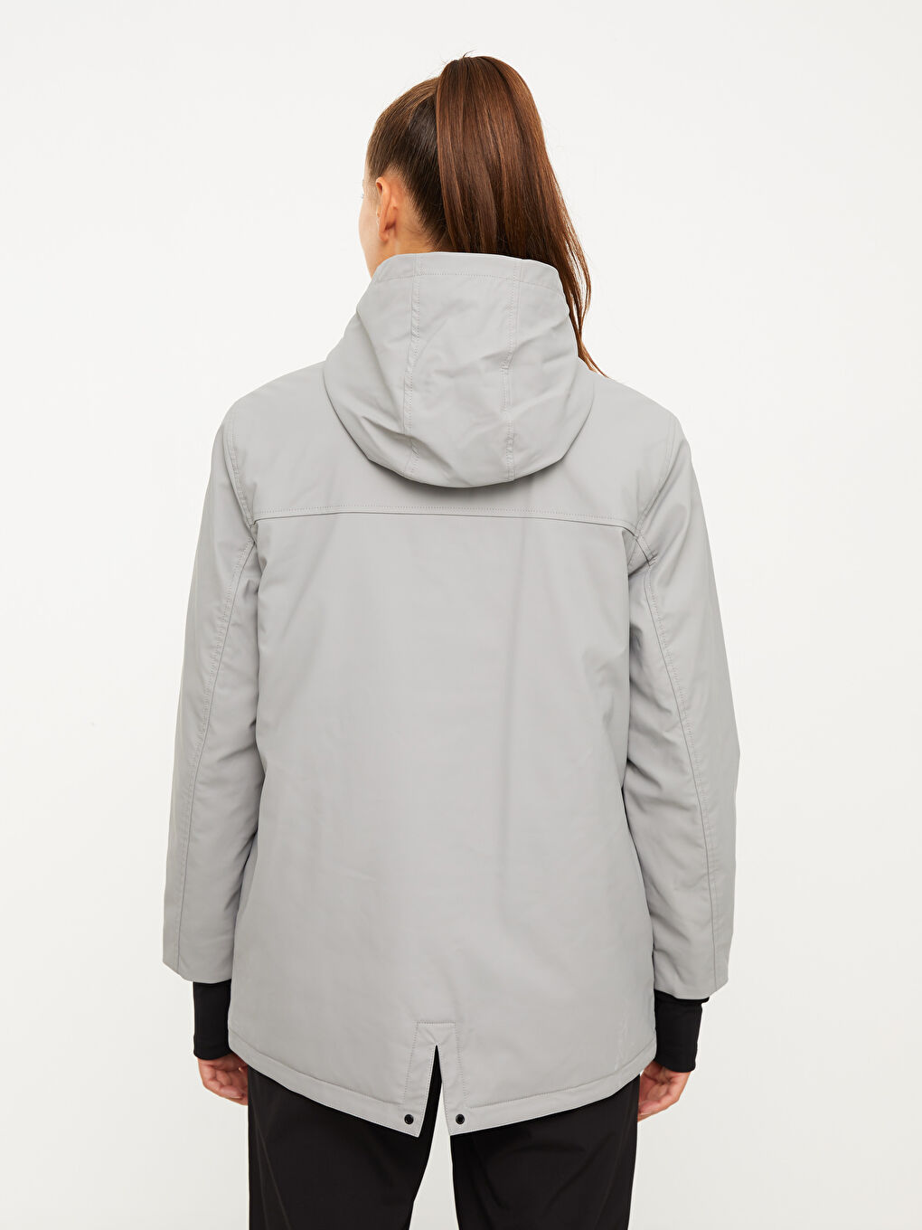 Gri Kapüşonlu Düz Uzun Kollu Kadın Outdoor Yağmurluk-5