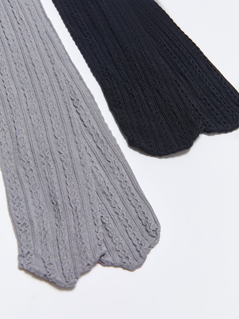 Siyah Kendinden Desenli Kız Çocuk Külotlu Çorap 2'li-1