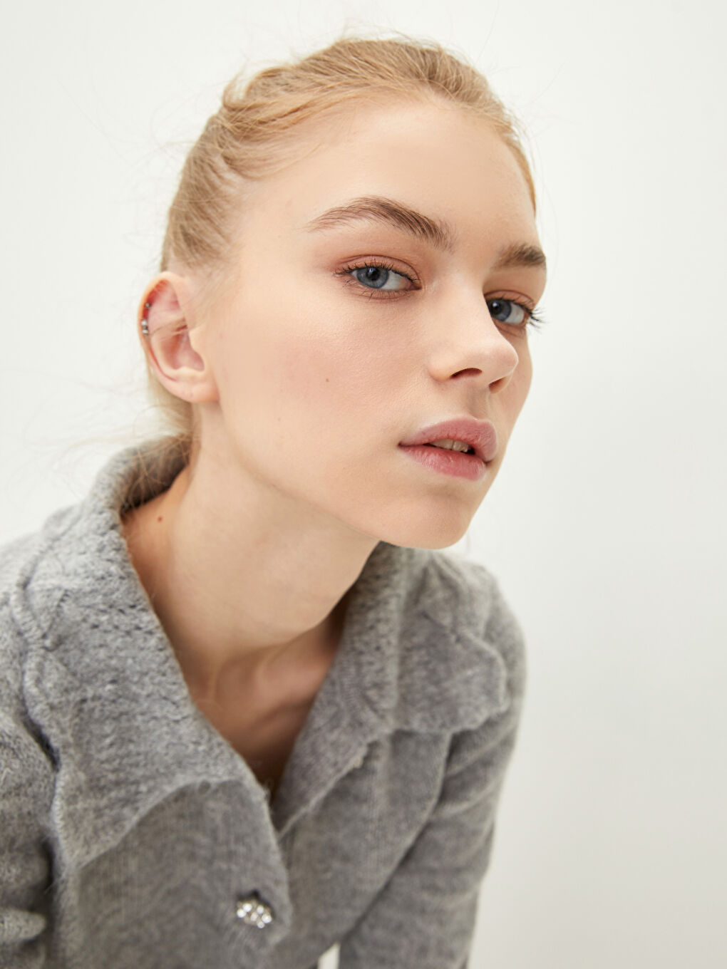 Gri Bebe Yaka Düz Uzun kollu Kadın Triko Hırka-2