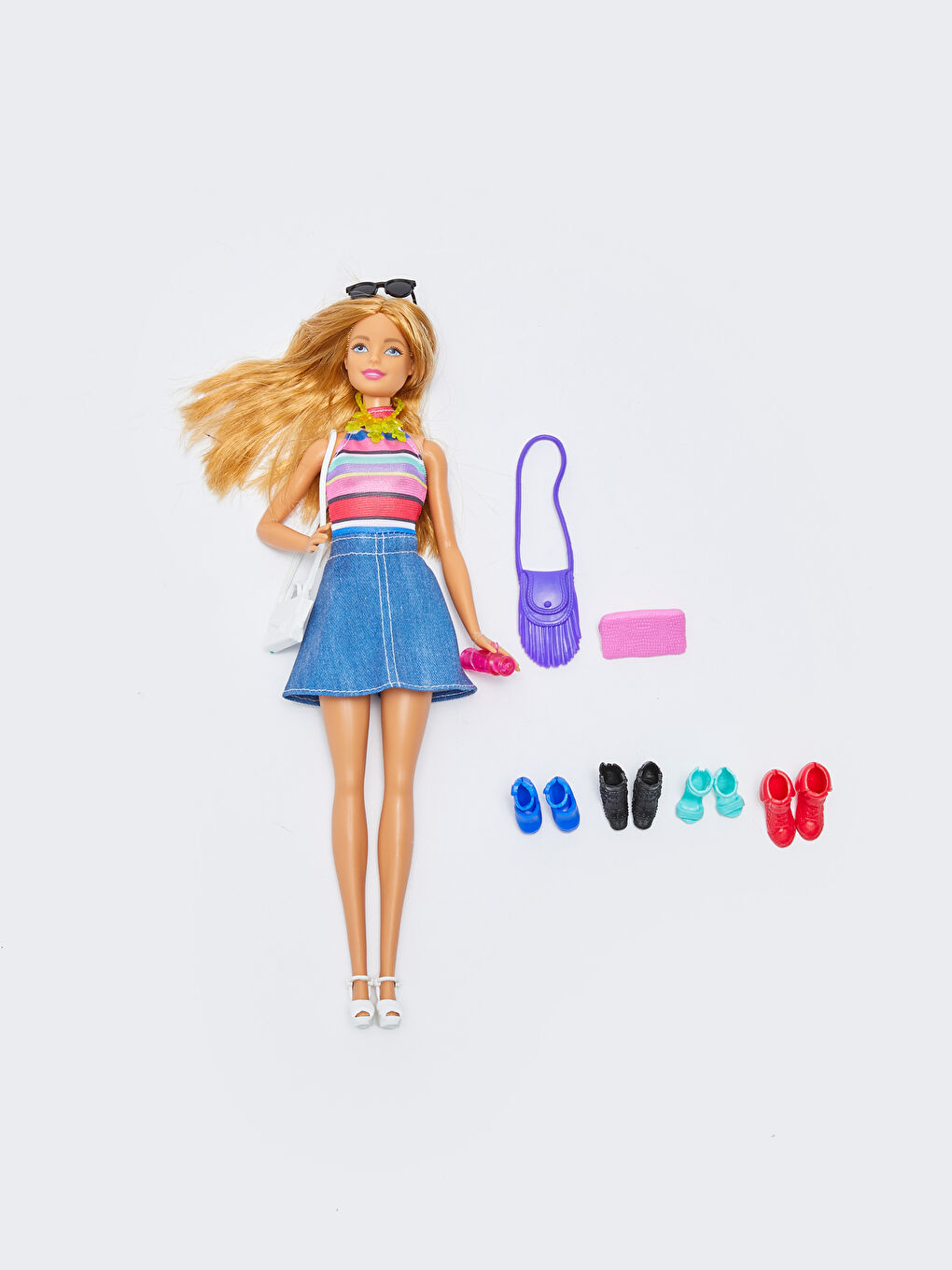Păpușă Barbie și Accesorii-1