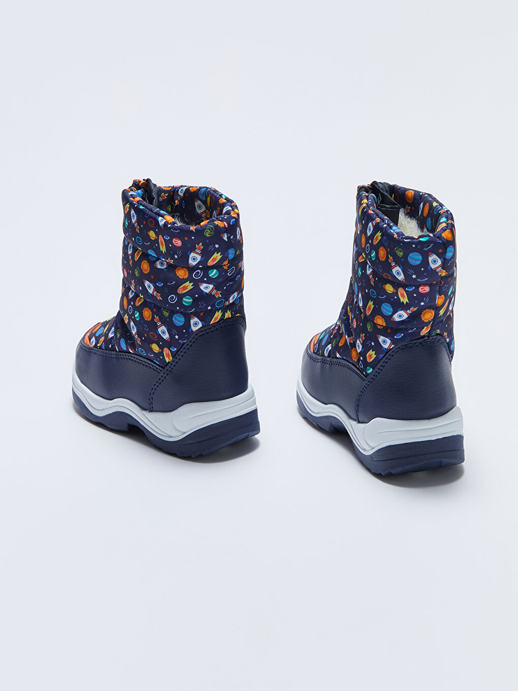 Принтті сырмалы ұл бала қар етігі-3