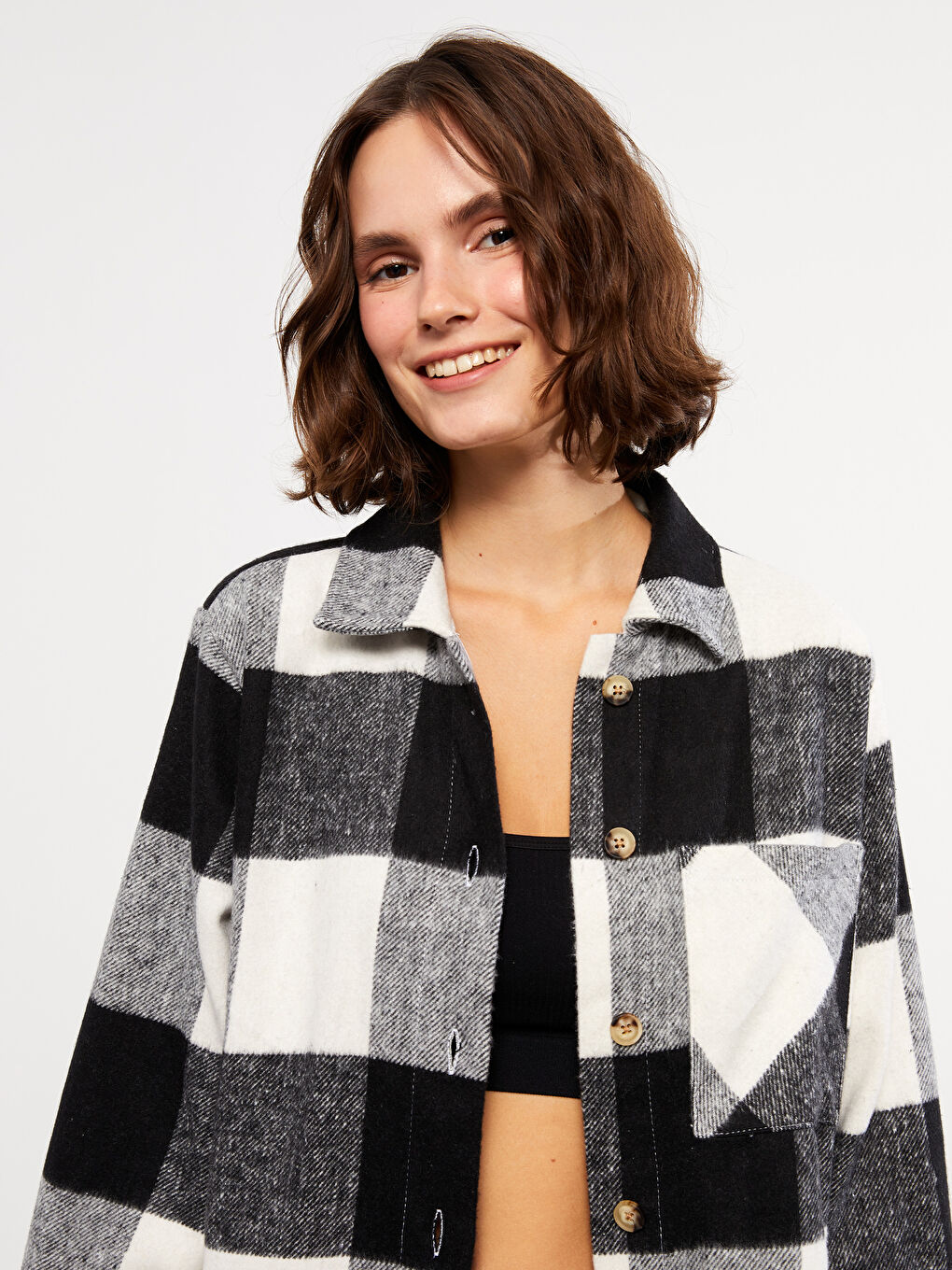 LC Waikiki Front Button-Off Plaid Long Sleeve Women's Lumberjack Shirt Jacket -W23590Z8-LKX