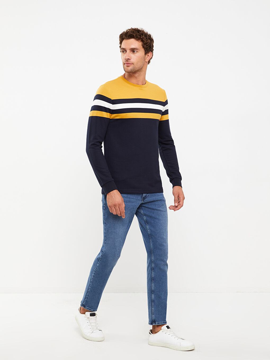 سويتشيرت رجالي مخطط بكم طويل وكول مدور-2