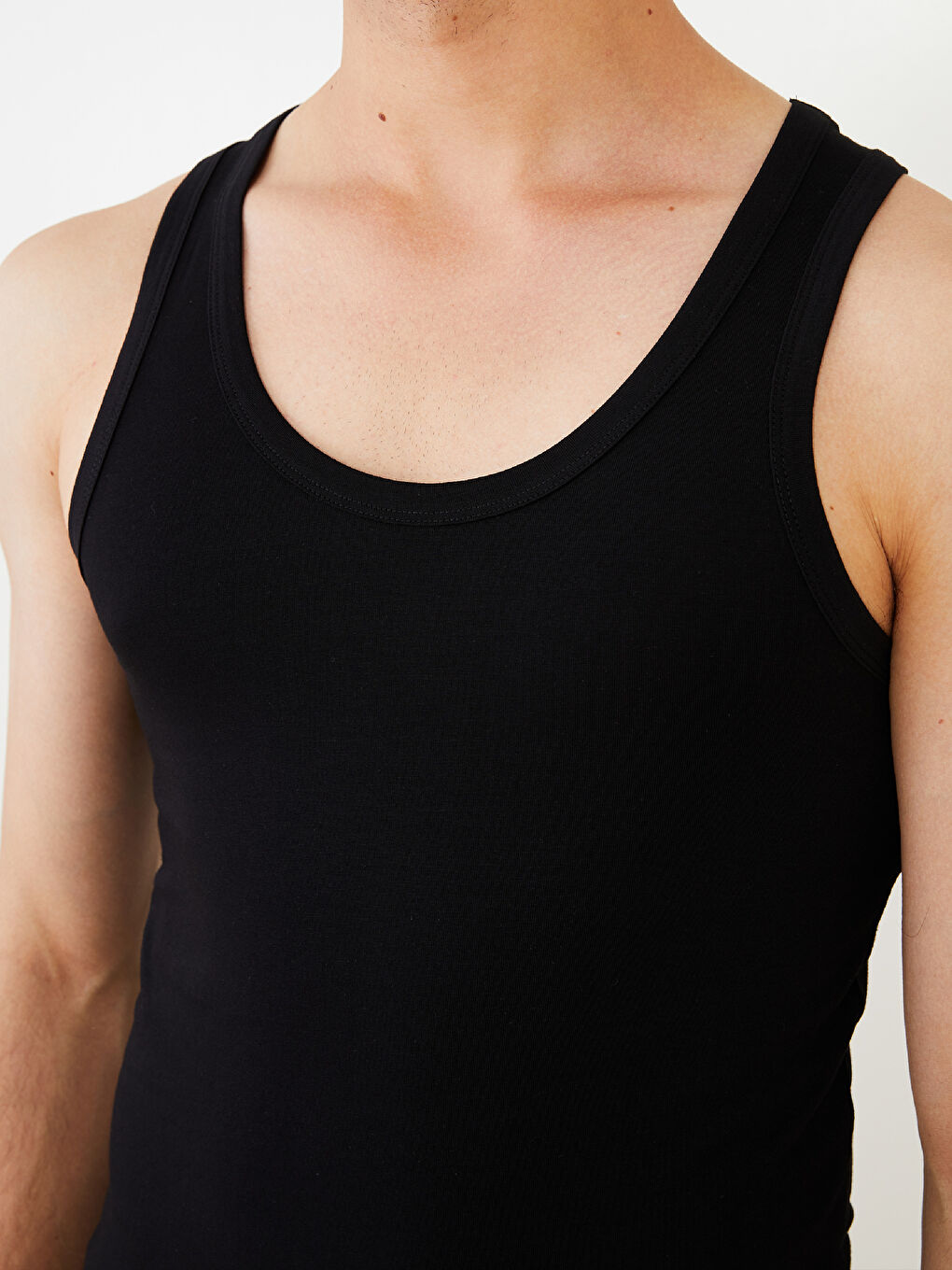 فيست رجالي جيرسي بياقة على شكل حرف U عبوة من قطعتين-2