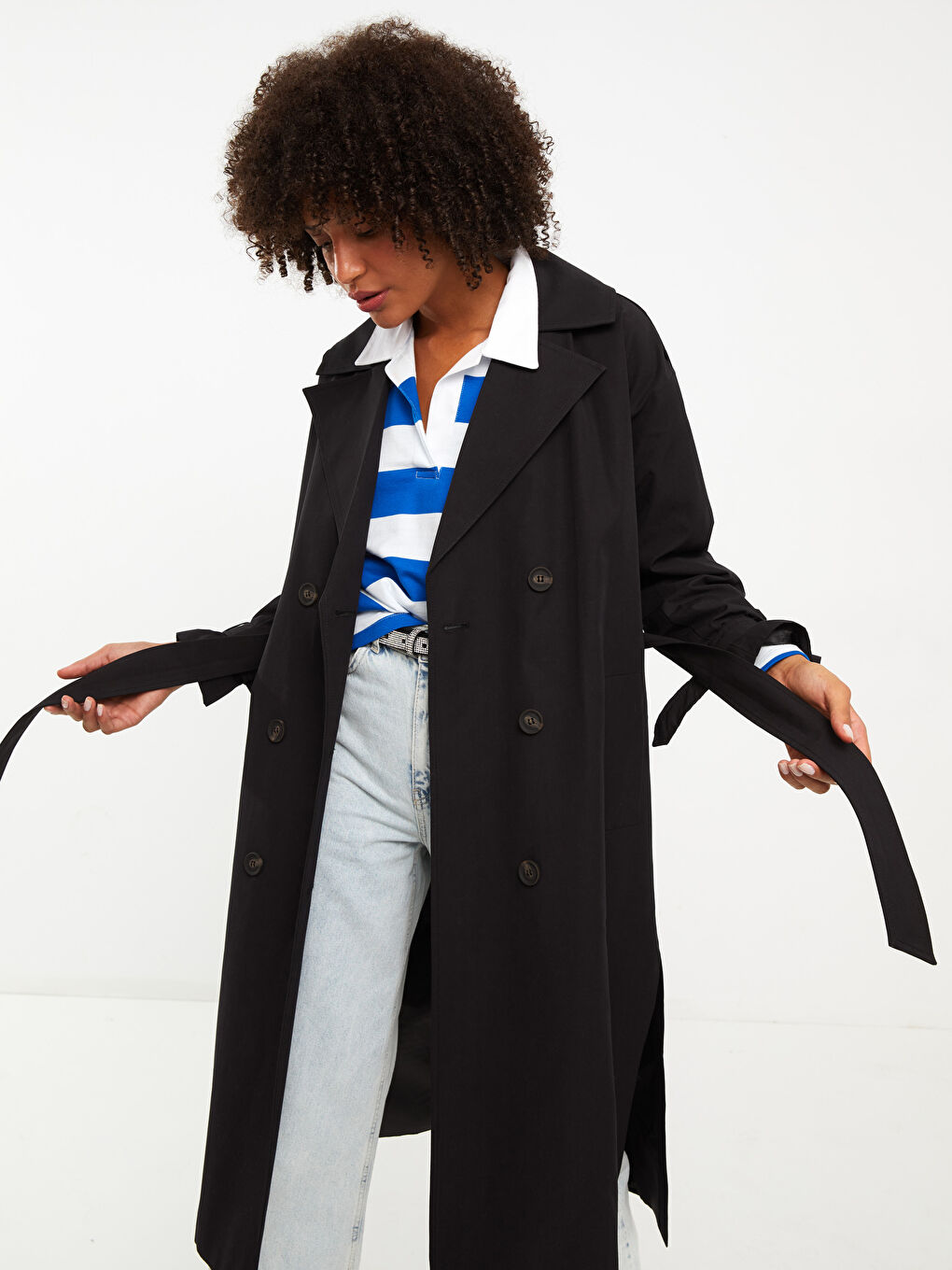 Siyah Ceket Yaka Düz Uzun Kollu Kadın Trençkot-1