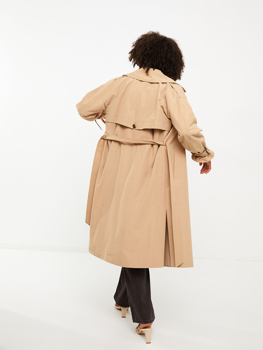 Bej Ceket Yaka Düz Uzun Kollu Kadın Trençkot-9