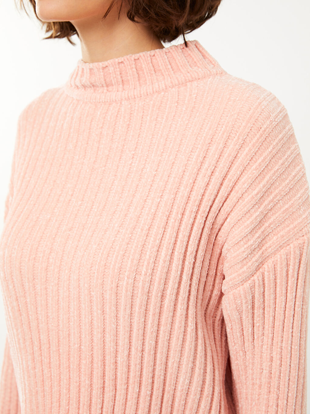 Пуловер с яка тип фуния за жени от трико-3