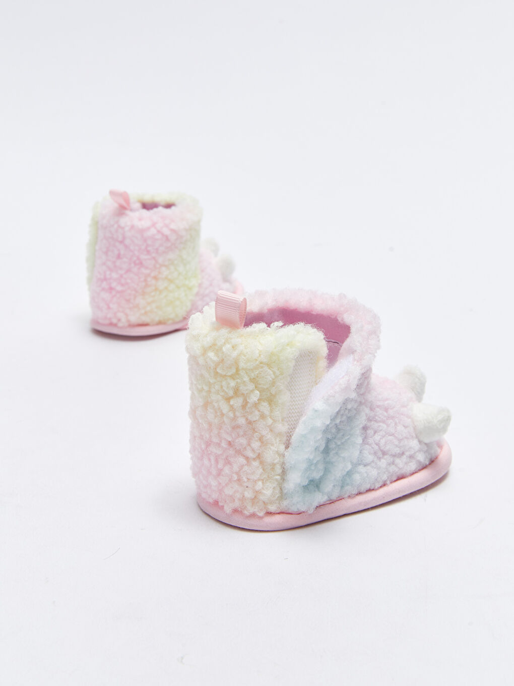 LCW STEPS 3D Applique Detailed Baby Girl Pre-Toddler Home Boots with Elastic Lacing -W23811Z1-SG0