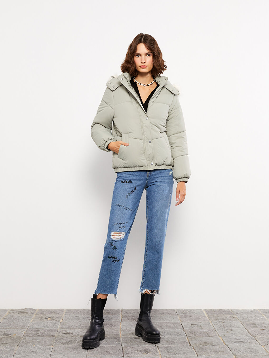 Haki Kadın Kapüşonlu Düz Şişme Mont-2